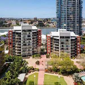 The Docks On Goodwin **** Brisbane