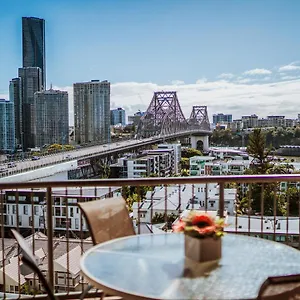 Bridgewater **** Brisbane